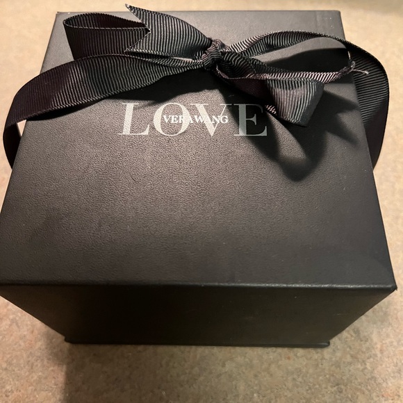 Vera Wang 1ct tw Pear-Shaped Diamond Ring 14K - Picture 3 of 11